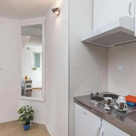 شقة Modern Apartment In Dubrovnik Croatia With Private Balcony