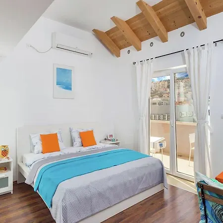 Modern Apartment In Dubrovnik Croatia With Private Balcony Dubrovník