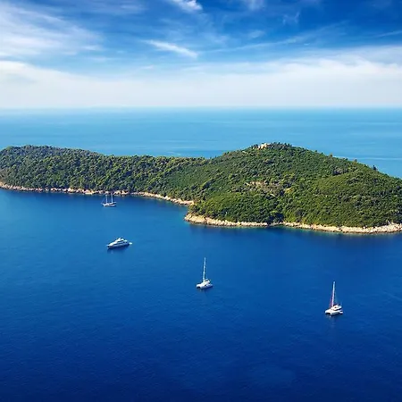 Modern Apartment In Dubrovnik Croatia With Private Balcony Διαμέρισμα Ντουμπρόβνικ